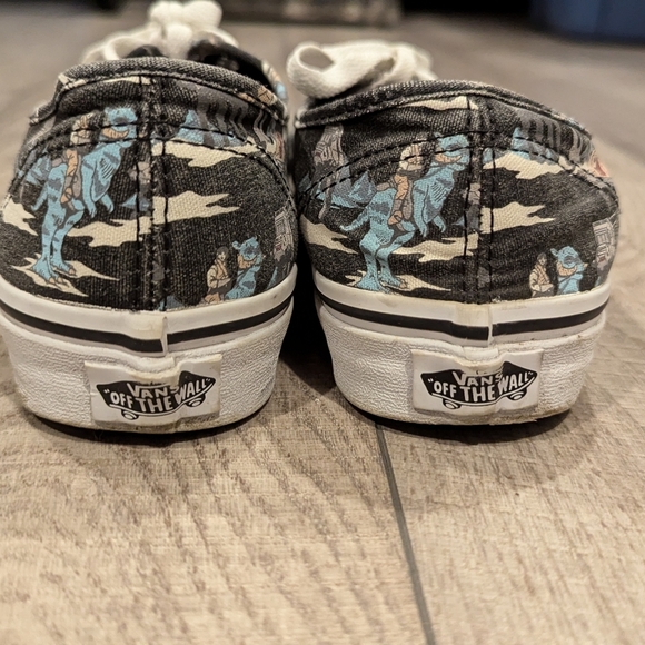 Star Wars VANS men's 6.5, women's 8 - Picture 4 of 12